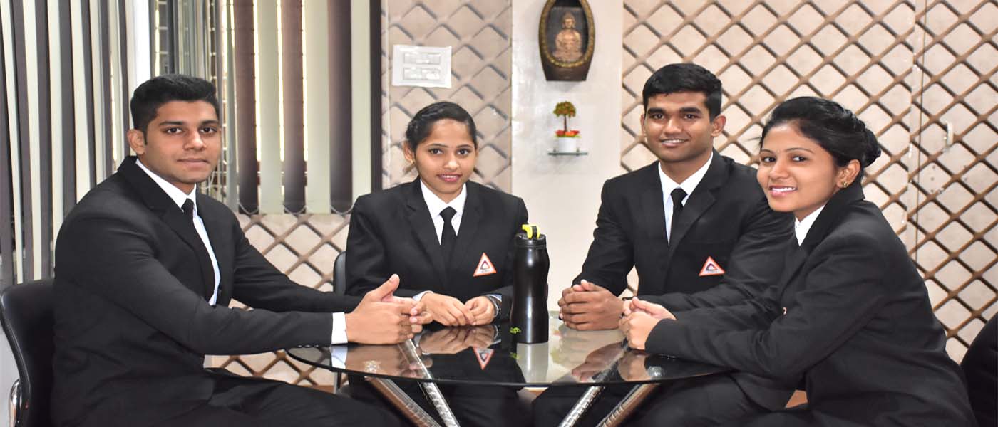 top 10 hotel management colleges