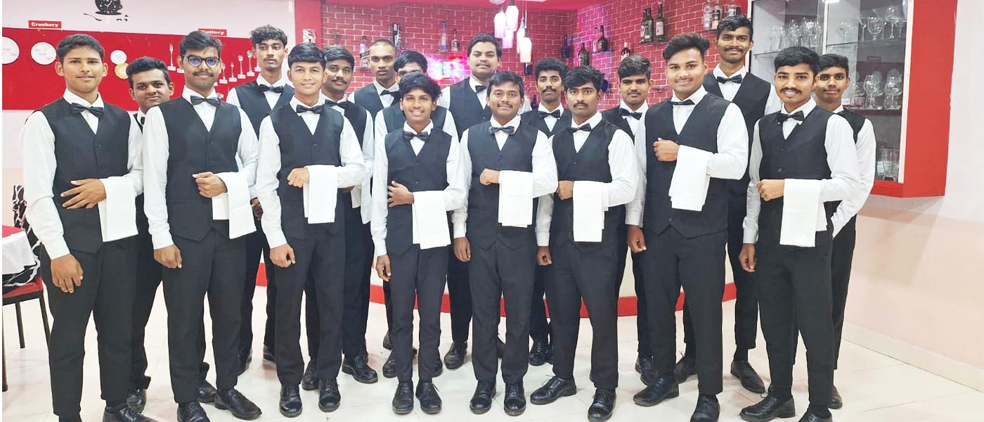 best college to study hotel management